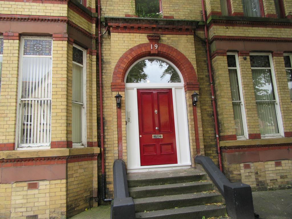 No 1 - Large 1 Bed Near Sefton Park And Lark Lane Liverpool Exterior photo